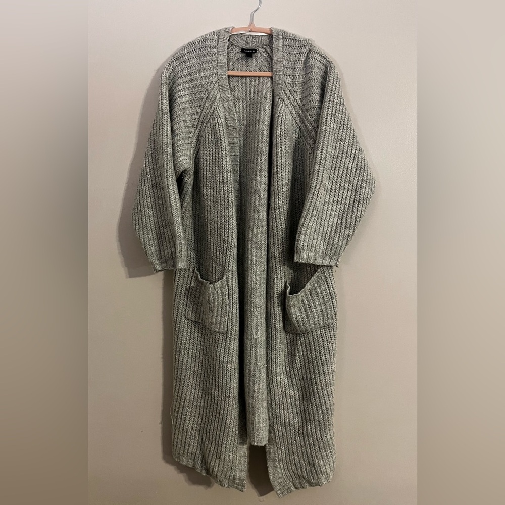 Torrid 3X Light Gray Long Knit Sweater Size 3 Open Front